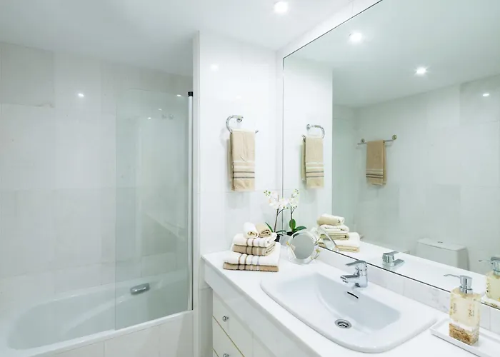 Luxury 5* 3 Beds In Playas Del Duque, Puerto Banus Apartman