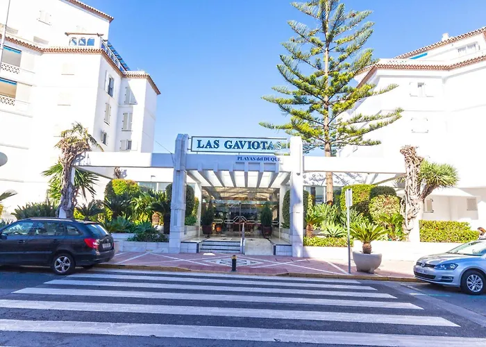 Luxury 5* 3 Beds In Playas Del Duque, Puerto Banus Lejlighed