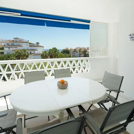 Luxury 5* 3 Beds In Playas Del Duque, Puerto Banus 公寓 马尔韦利亚